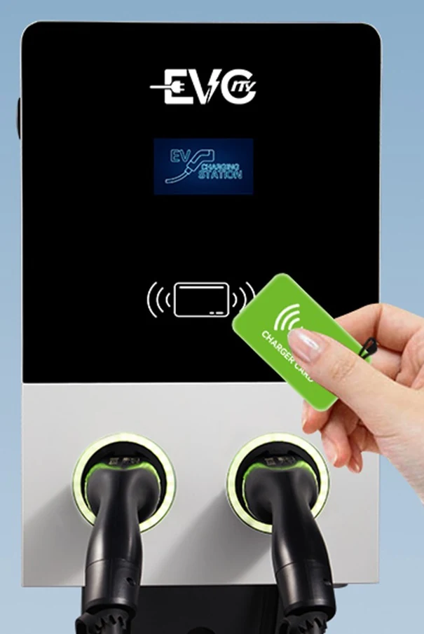 Cargador doble para autos eléctricos con identificación RFID